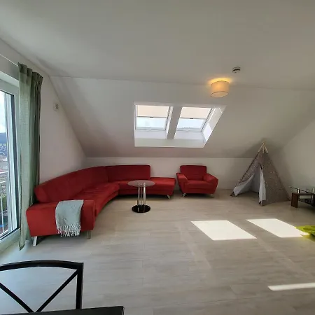 Ferienwohnung Zartgruen