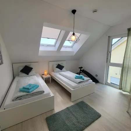 Apartment Ferienwohnung Zartgruen *