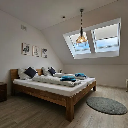 Ferienwohnung Zartgruen